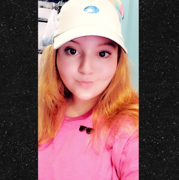 Meet your Posher, Lex - Picture 3 of 4